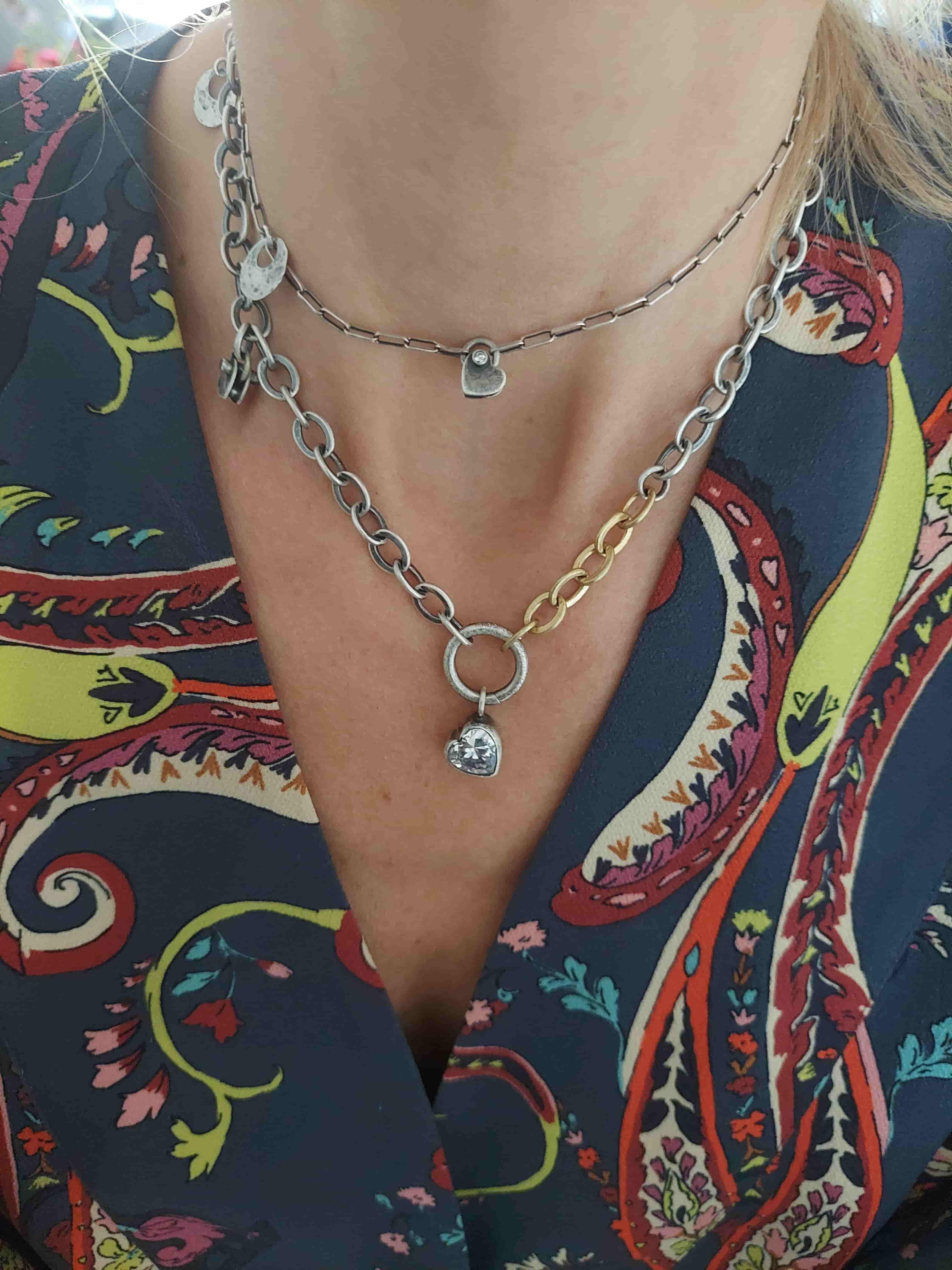 CHOKER Z SERCEM