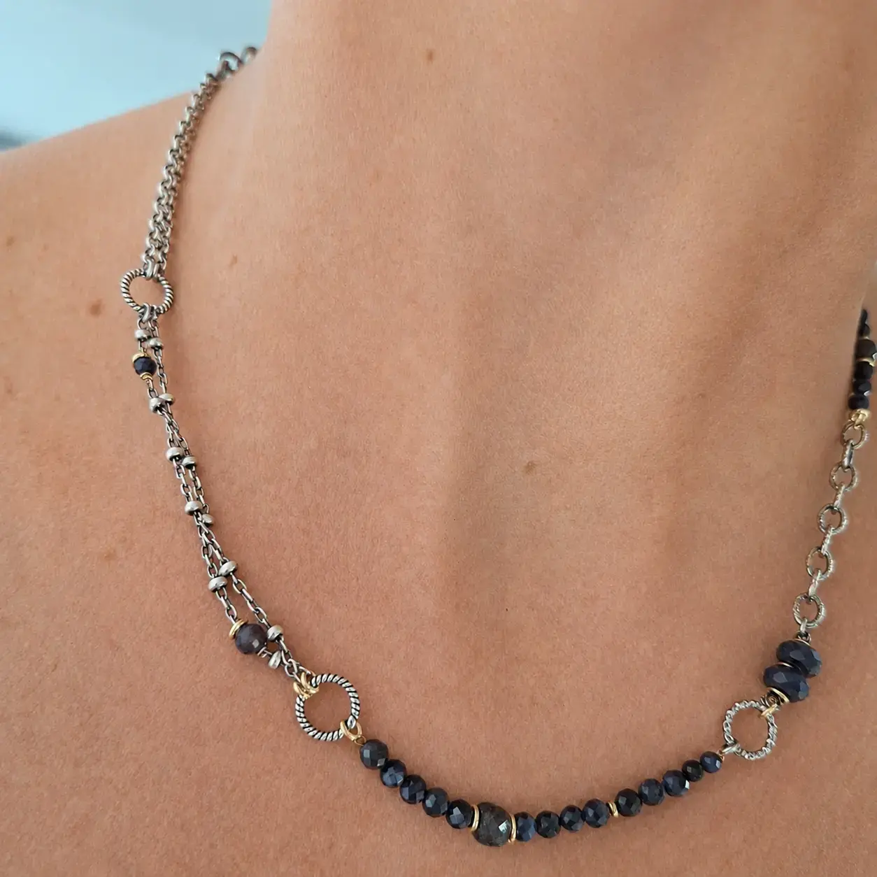 Choker z SZAFIRAMI